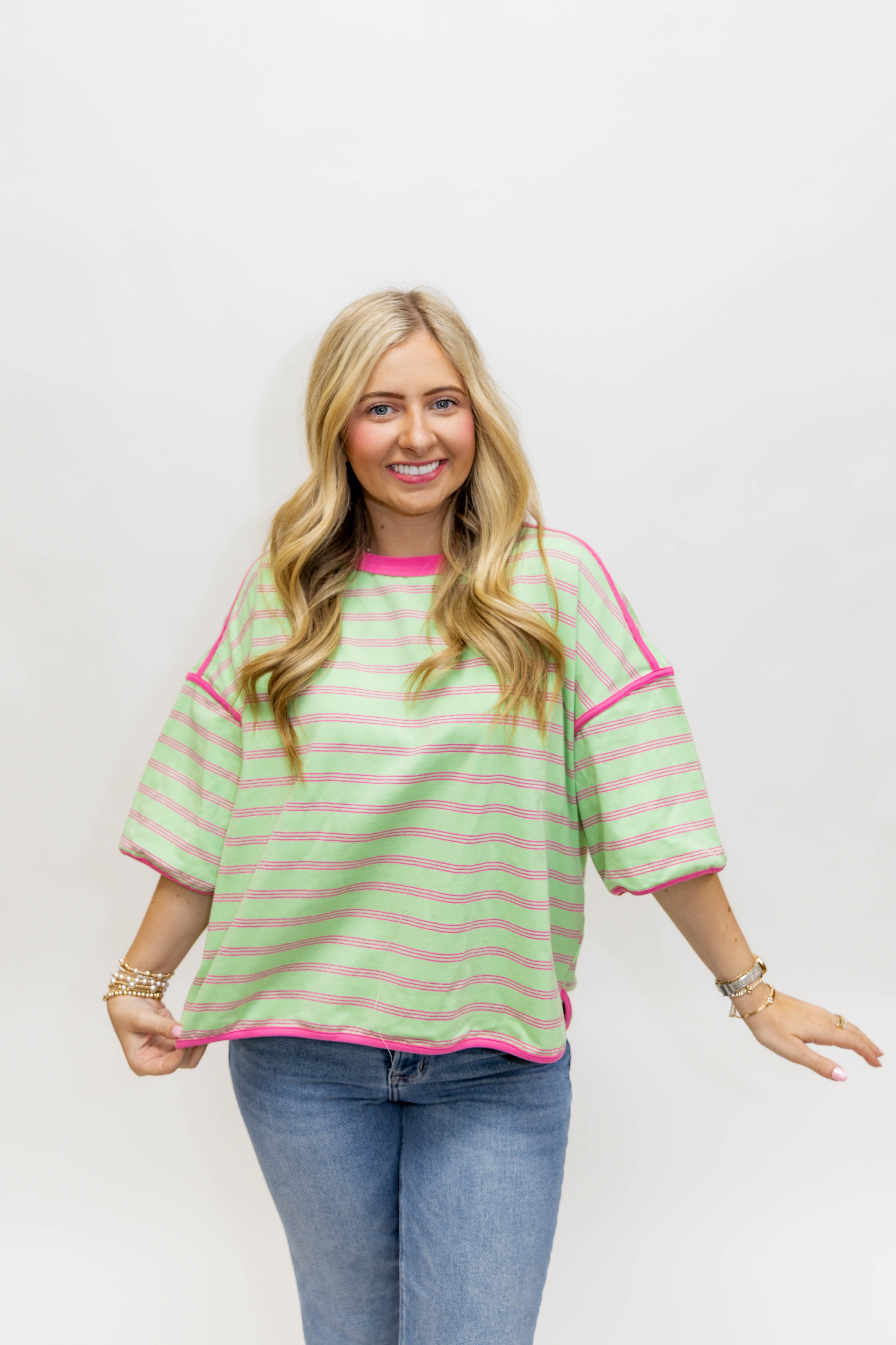 STRIPED OVERSIZED TEE