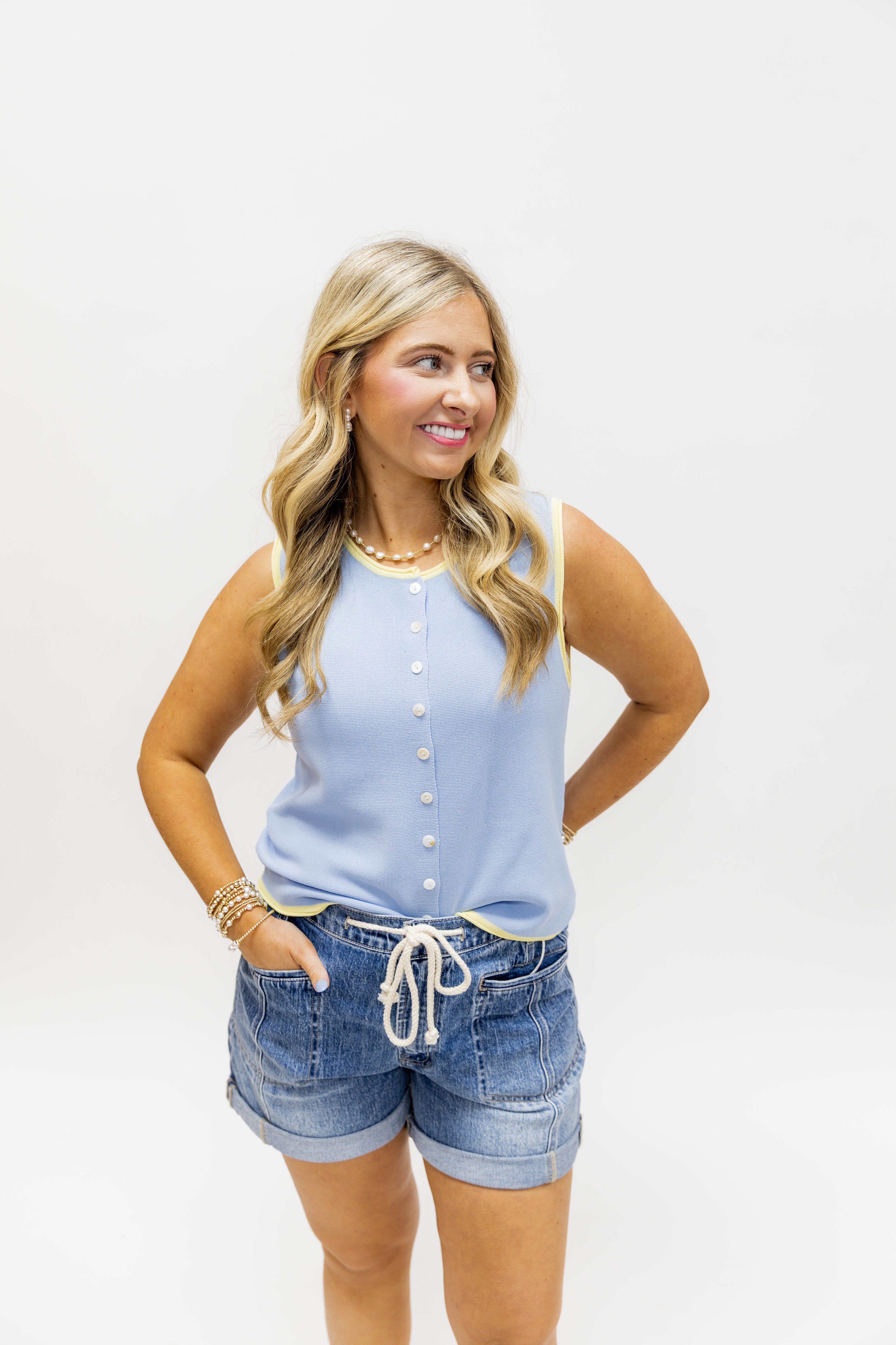 JENNIFER BUTTON DOWN