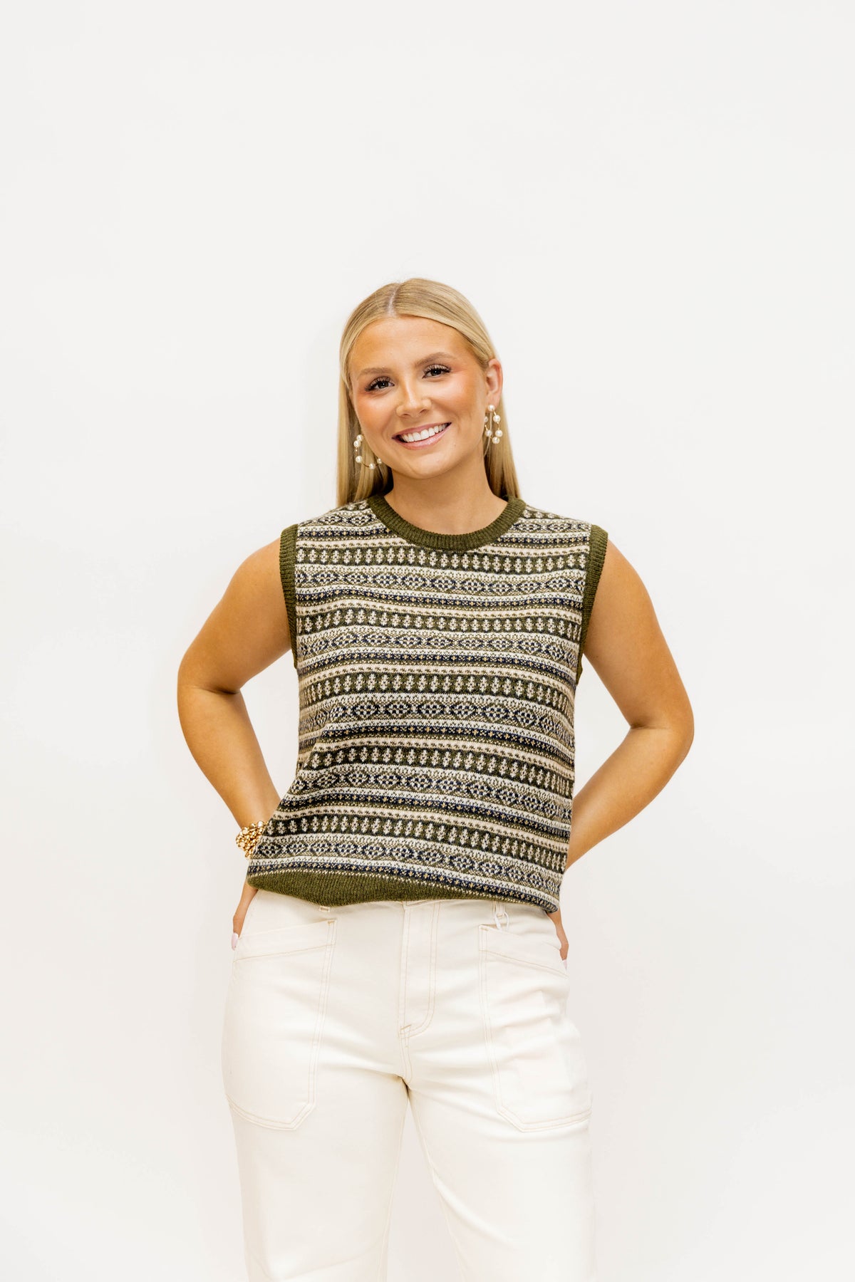 SWEATER VEST