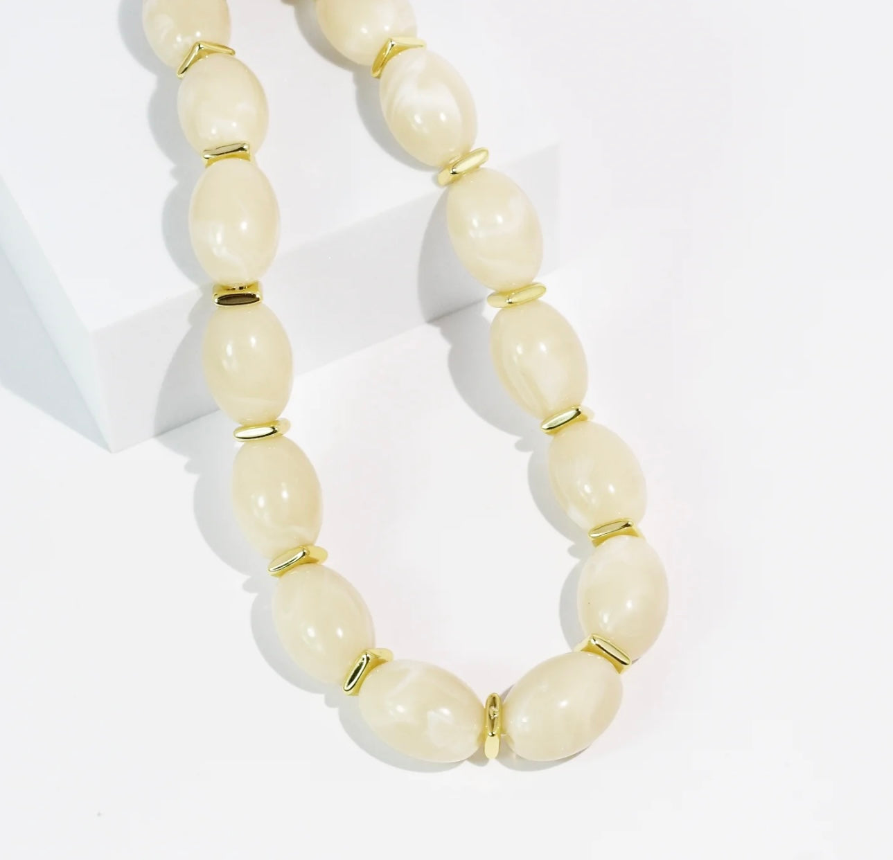 jelly pop cream   necklace